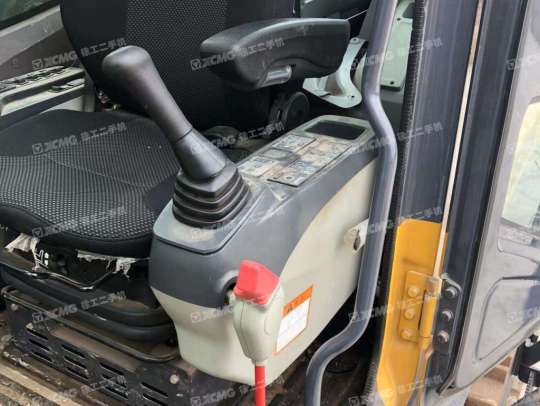 徐工XE490DK履带式挖掘机