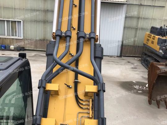 徐工XE490DK履带式挖掘机