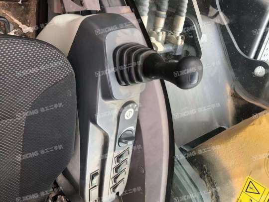 徐工XE490DK履带式挖掘机