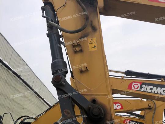 徐工XE490DK履带式挖掘机