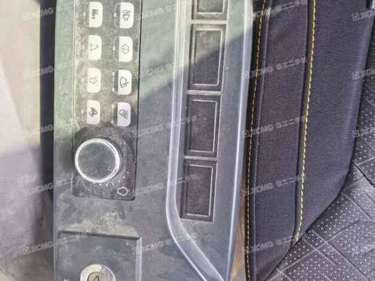 徐工XE490DK履带式挖掘机