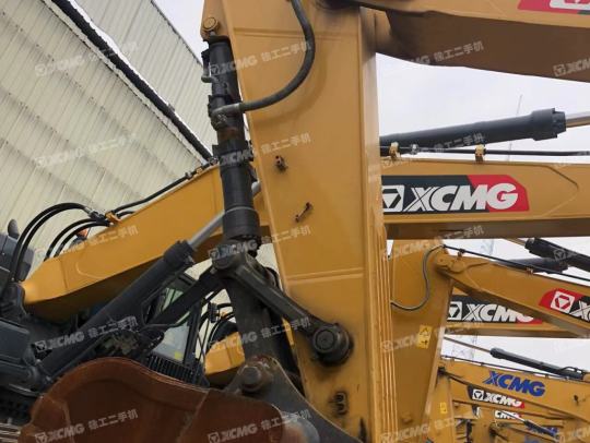 徐工XE380DK履带式挖掘机