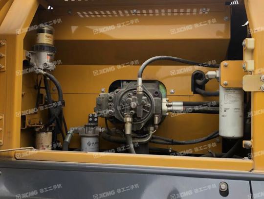 徐工XE380DK履带式挖掘机