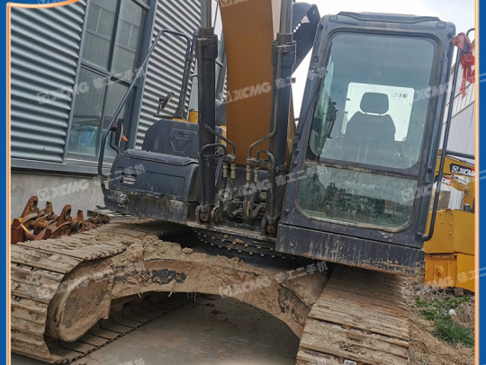 徐工XE200DA履带式挖掘机