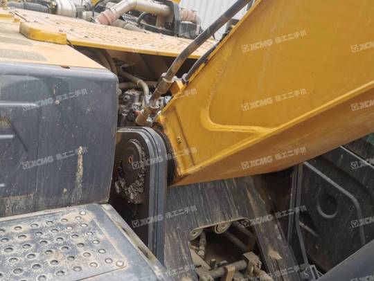 徐工XE200DA履带式挖掘机