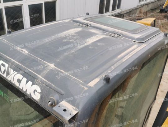 徐工XE200DA履带式挖掘机