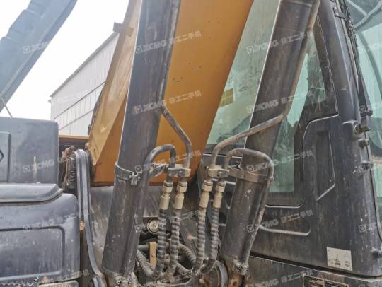 徐工XE200DA履带式挖掘机