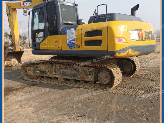 徐工XE200DA履带式挖掘机
