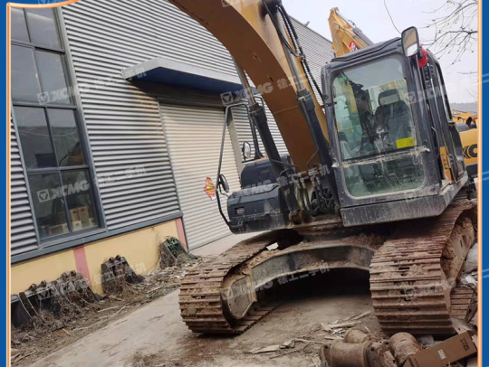 徐工XE200DA履带式挖掘机