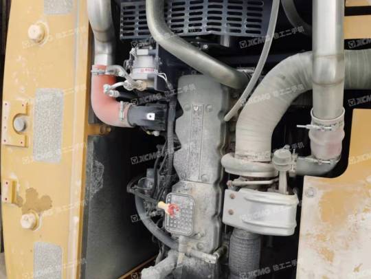 徐工XE200DA履带式挖掘机