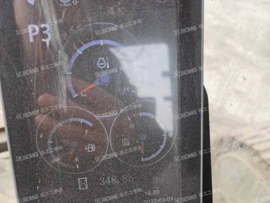 徐工XE200DA履带式挖掘机