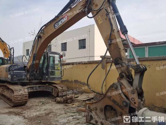 徐工XE200DA履带式挖掘机