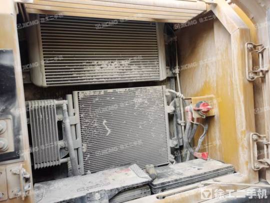 徐工XE200DA履带式挖掘机