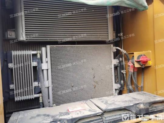 徐工XE200DA履带式挖掘机