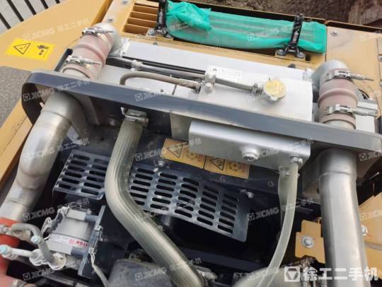 徐工XE200DA履带式挖掘机