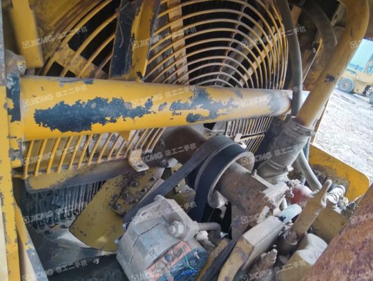 山推SD16L推土机