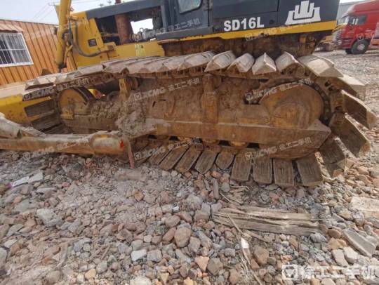 山推SD16L推土机
