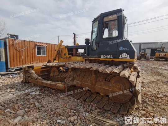 山推SD16L推土机