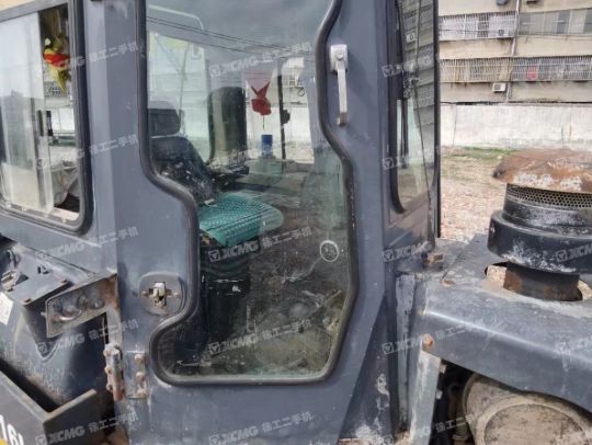 山推SD16L推土机