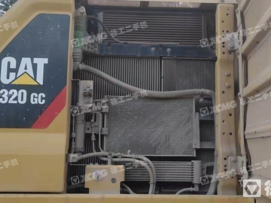 卡特彼勒320GC履带式挖掘机