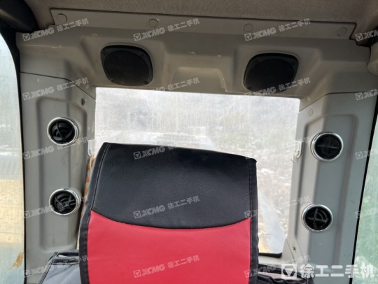 徐工XE370D履带式挖掘机