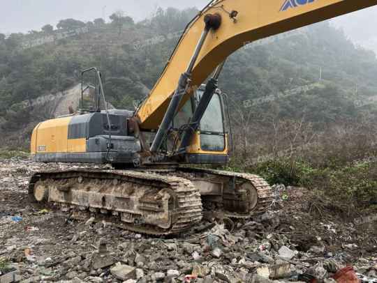 徐工XE370D履带式挖掘机