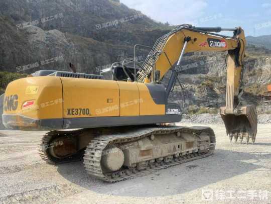 徐工XE370D履带式挖掘机