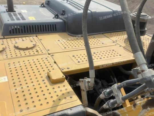 徐工XE370D履带式挖掘机