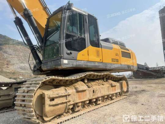 徐工XE370D履带式挖掘机