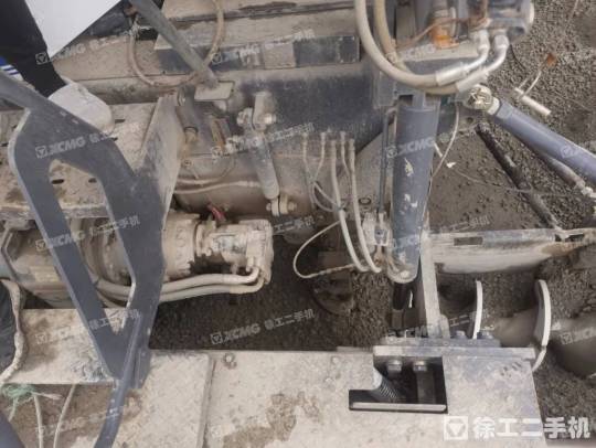 徐工RP903摊铺机