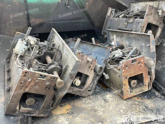 徐工RP903S摊铺机