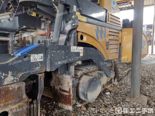 徐工RP953摊铺机