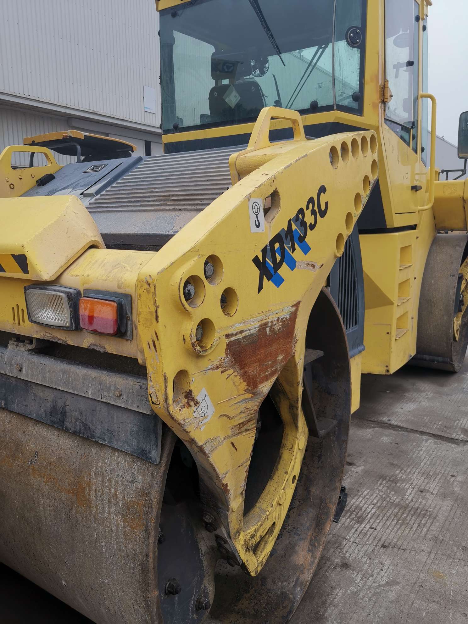 徐工XD133C双钢轮压路机