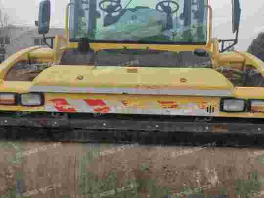 徐工XD133C双钢轮压路机