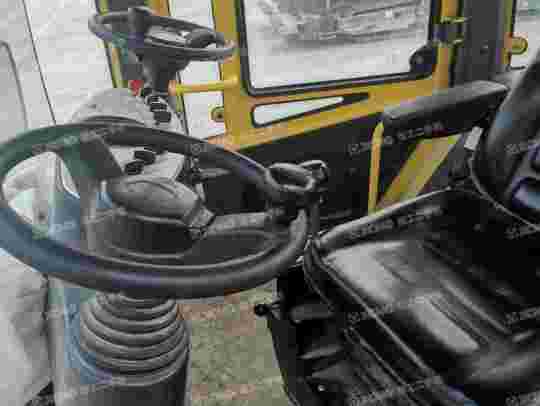 徐工XD133C双钢轮压路机