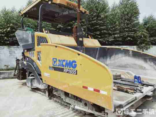 徐工RP1655摊铺机