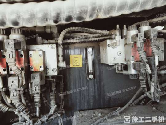 徐工RP1655摊铺机