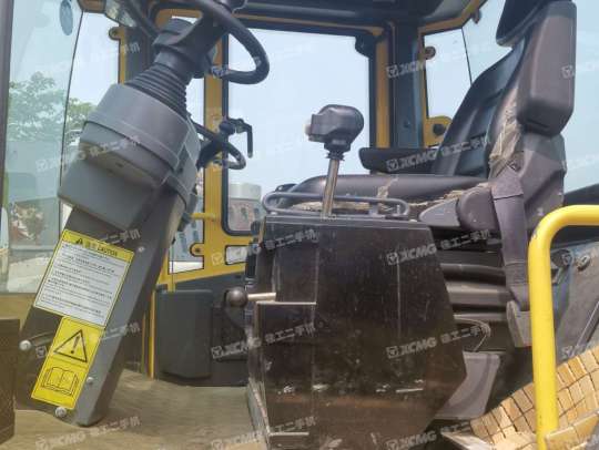 徐工XD133C双钢轮压路机