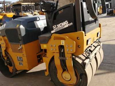 徐工XMR403VT单钢轮压路机