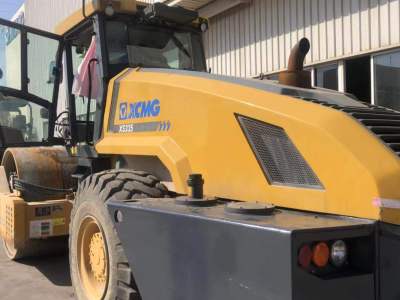 徐工XS335单钢轮压路机