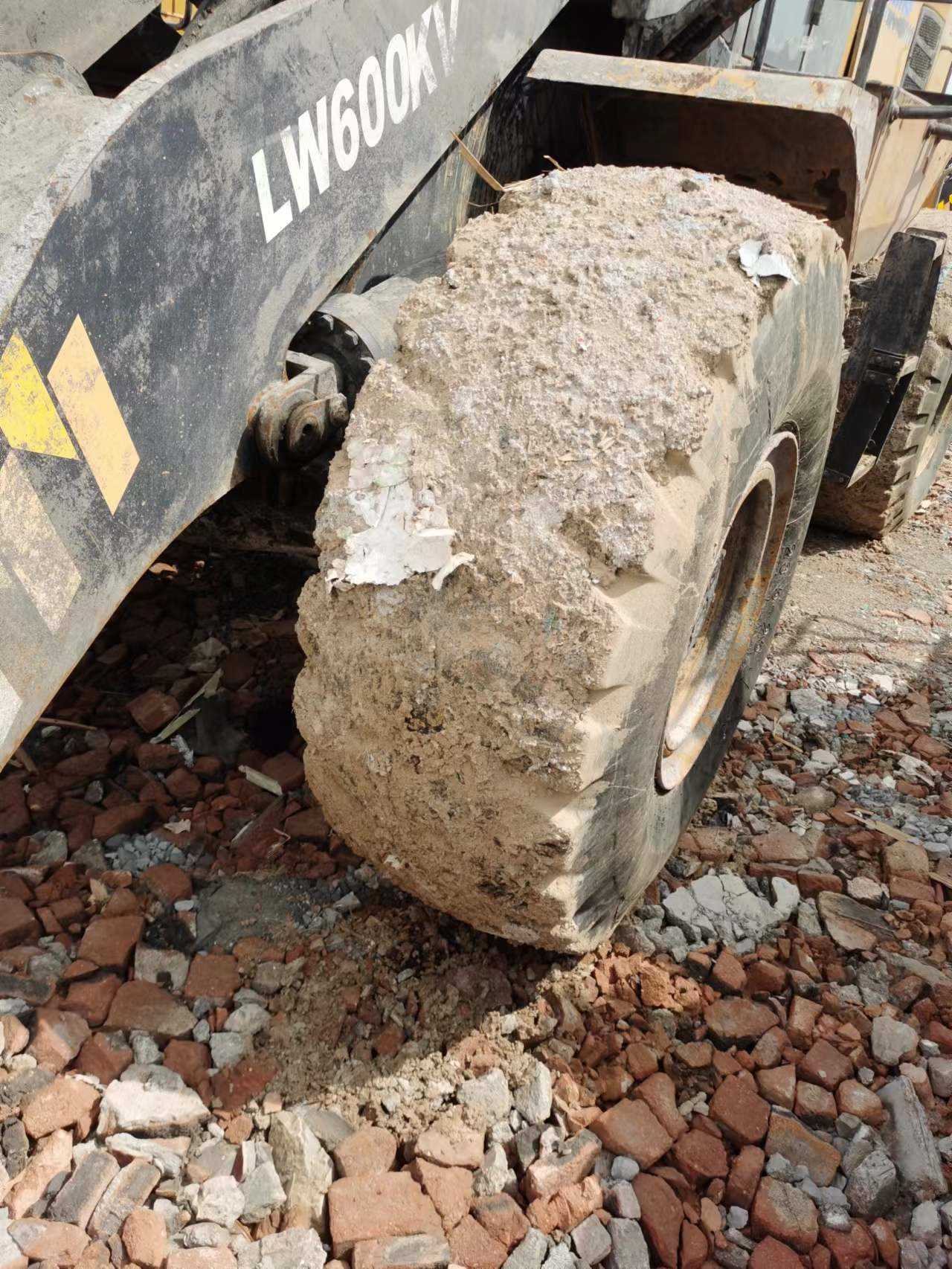 徐工LW600KV轮式装载机