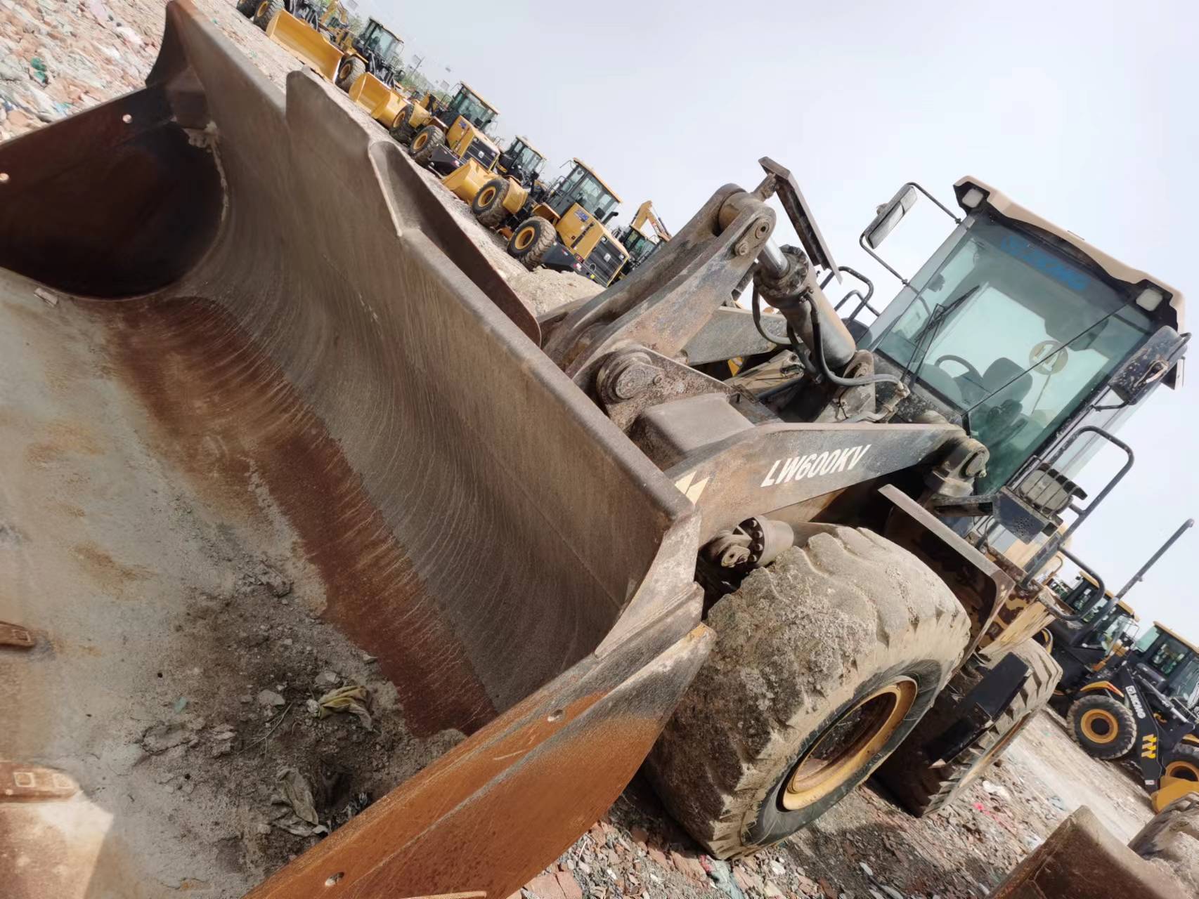 徐工LW600KV轮式装载机