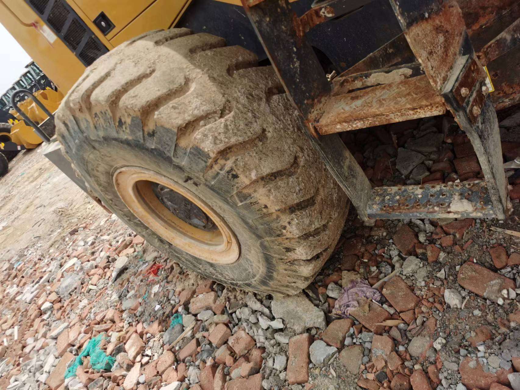 徐工LW600KV轮式装载机