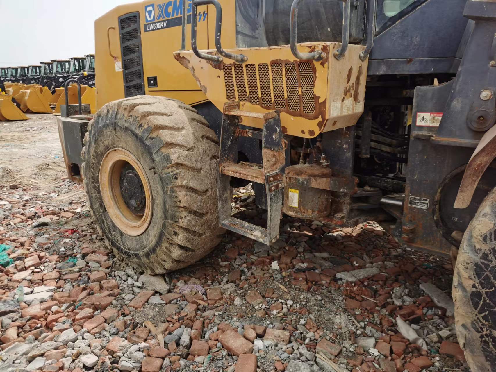 徐工LW600KV轮式装载机