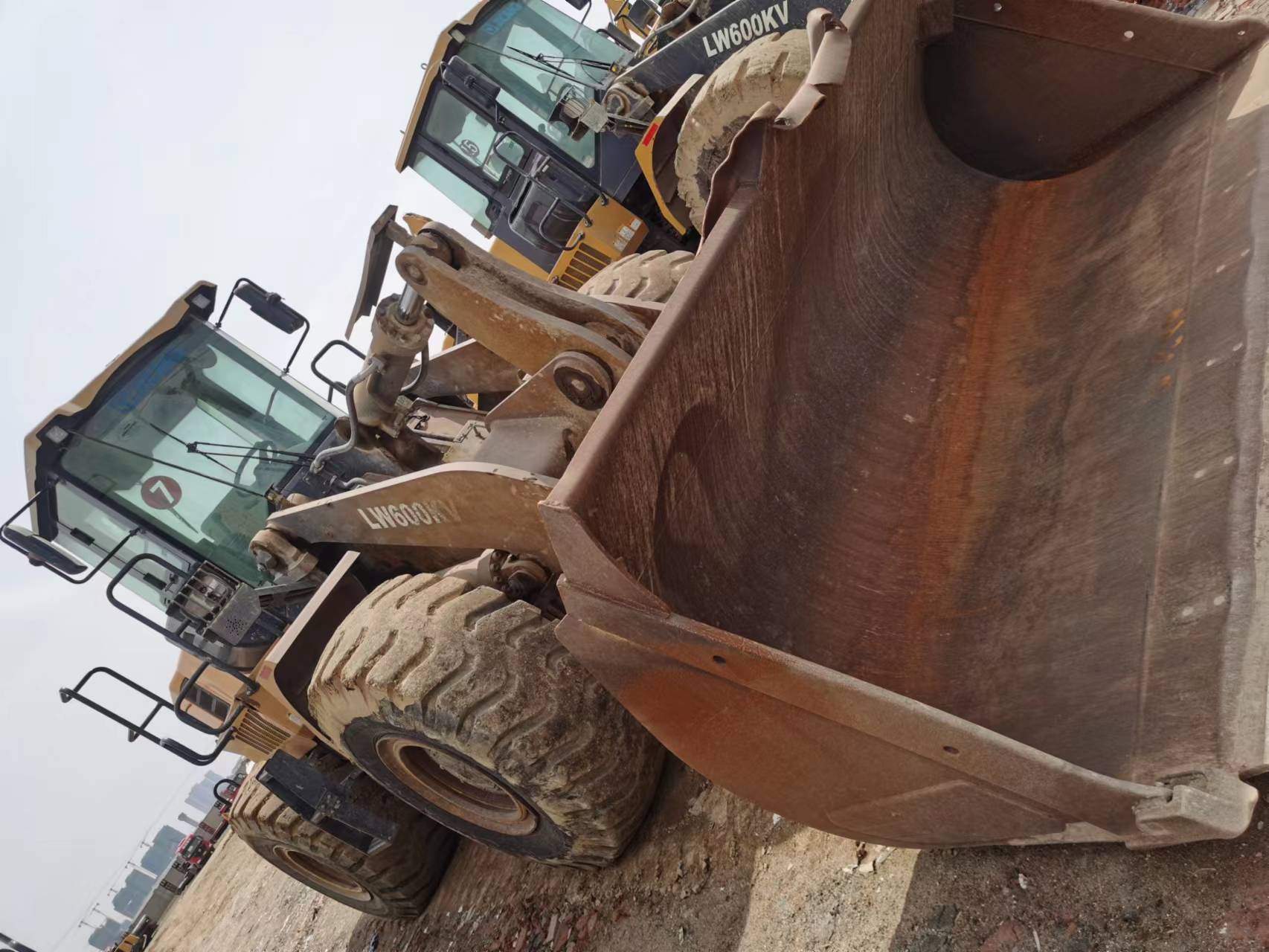 徐工LW600KV轮式装载机
