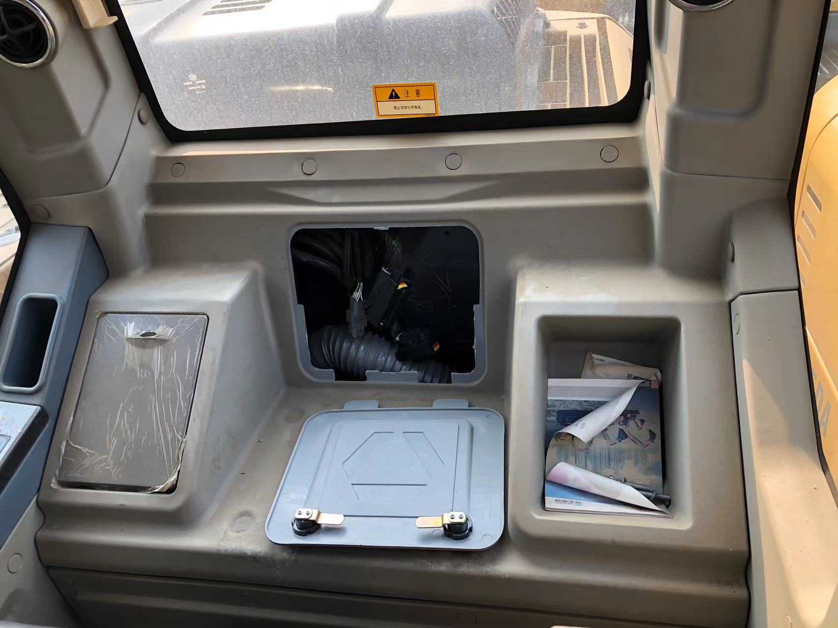徐工XE150D履帶式挖掘機