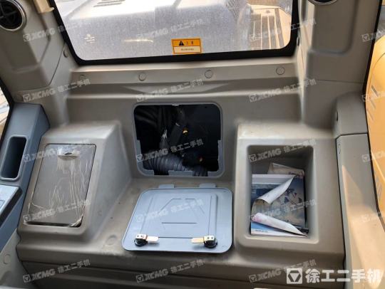 徐工XE150D履带式挖掘机