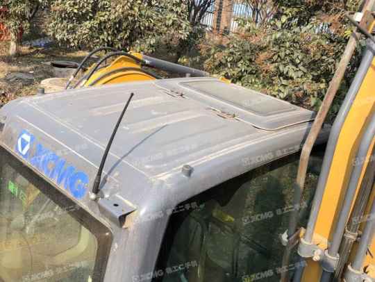 徐工XE150D履带式挖掘机