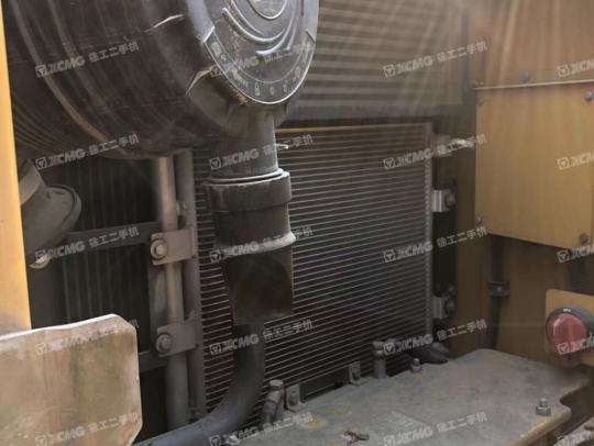 徐工XE150D履带式挖掘机