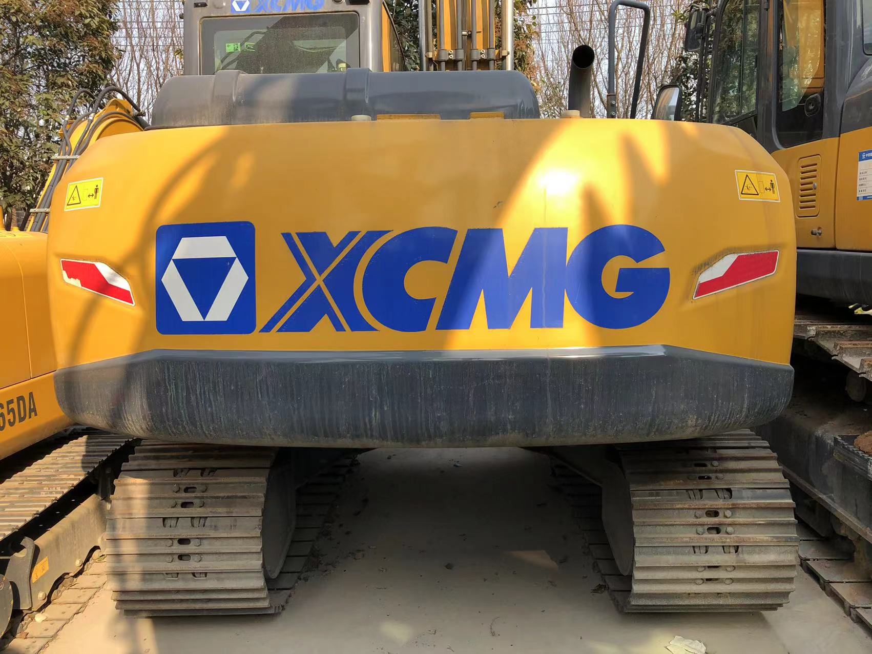 徐工XE150D履帶式挖掘機